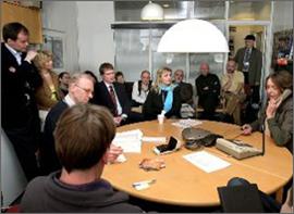 RÍKISSTJÓRNIN Á MÓTI ATVINNULÝÐRÆÐI!