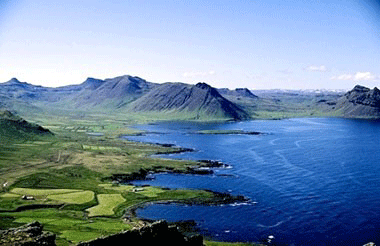 ÞYRFTUM ÖLL AÐ VERA FRÁ TRÉKYLLISVÍK