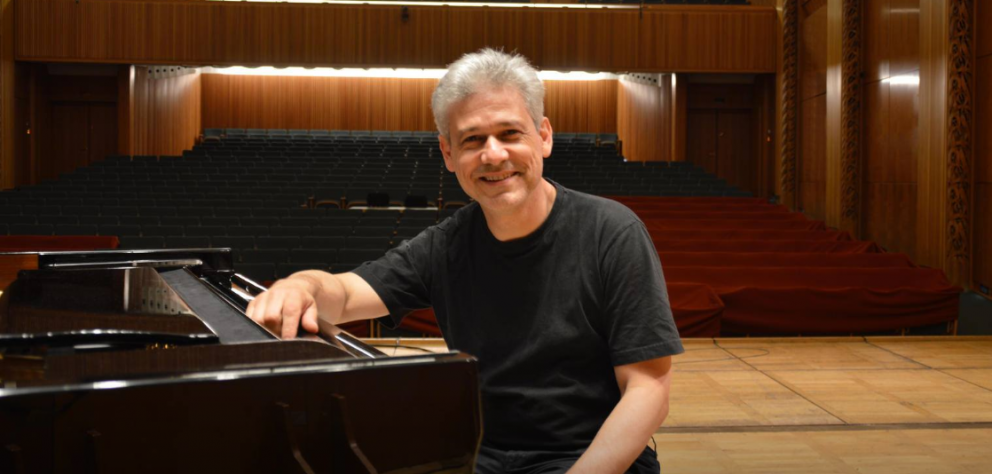 VLADIMIR STOUPEL Í HEIMSÓKN