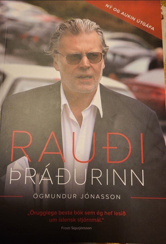 RAUÐI ÞRÁÐURINN KYNNTUR Á LAUGARDAG