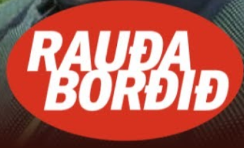 UM RAUÐA STEFNU VIÐ RAUÐA BORÐIÐ